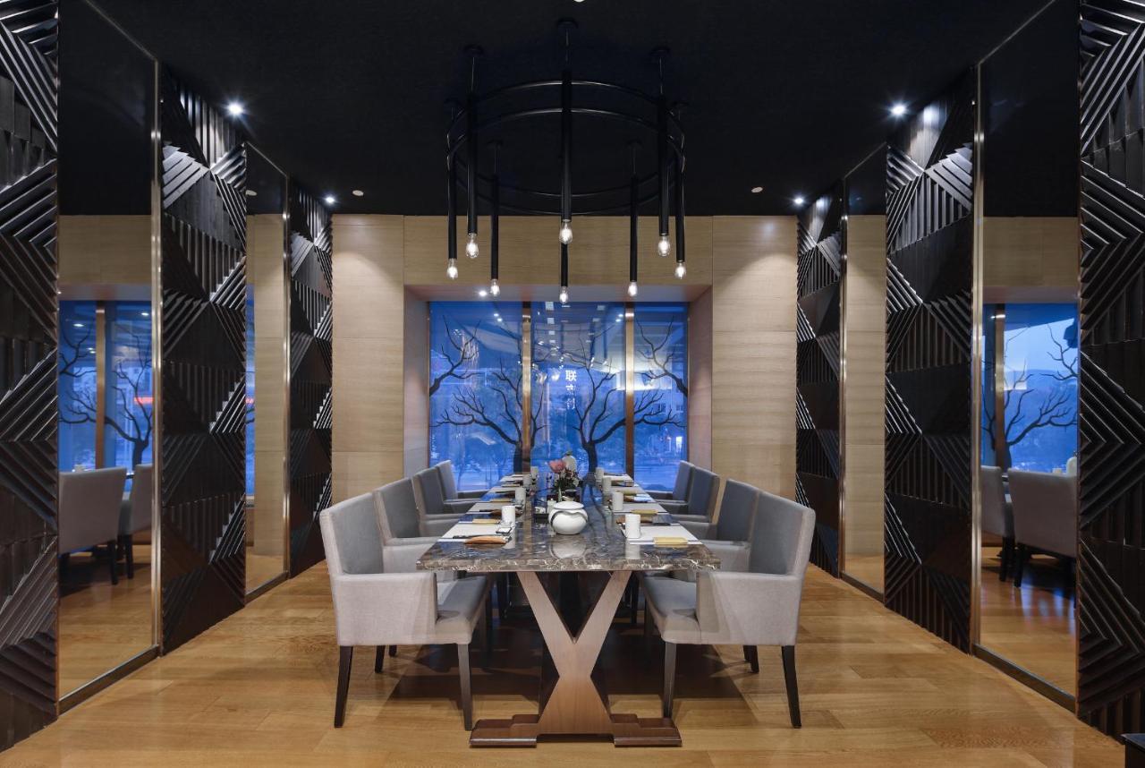 Jinan Luxury Blue Horizon Hotel Exterior foto