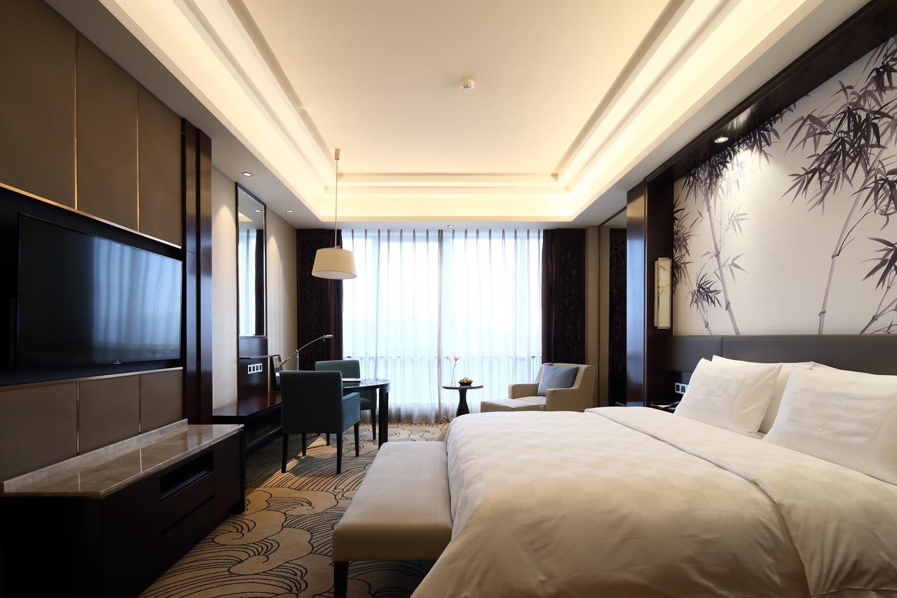 Jinan Luxury Blue Horizon Hotel Exterior foto