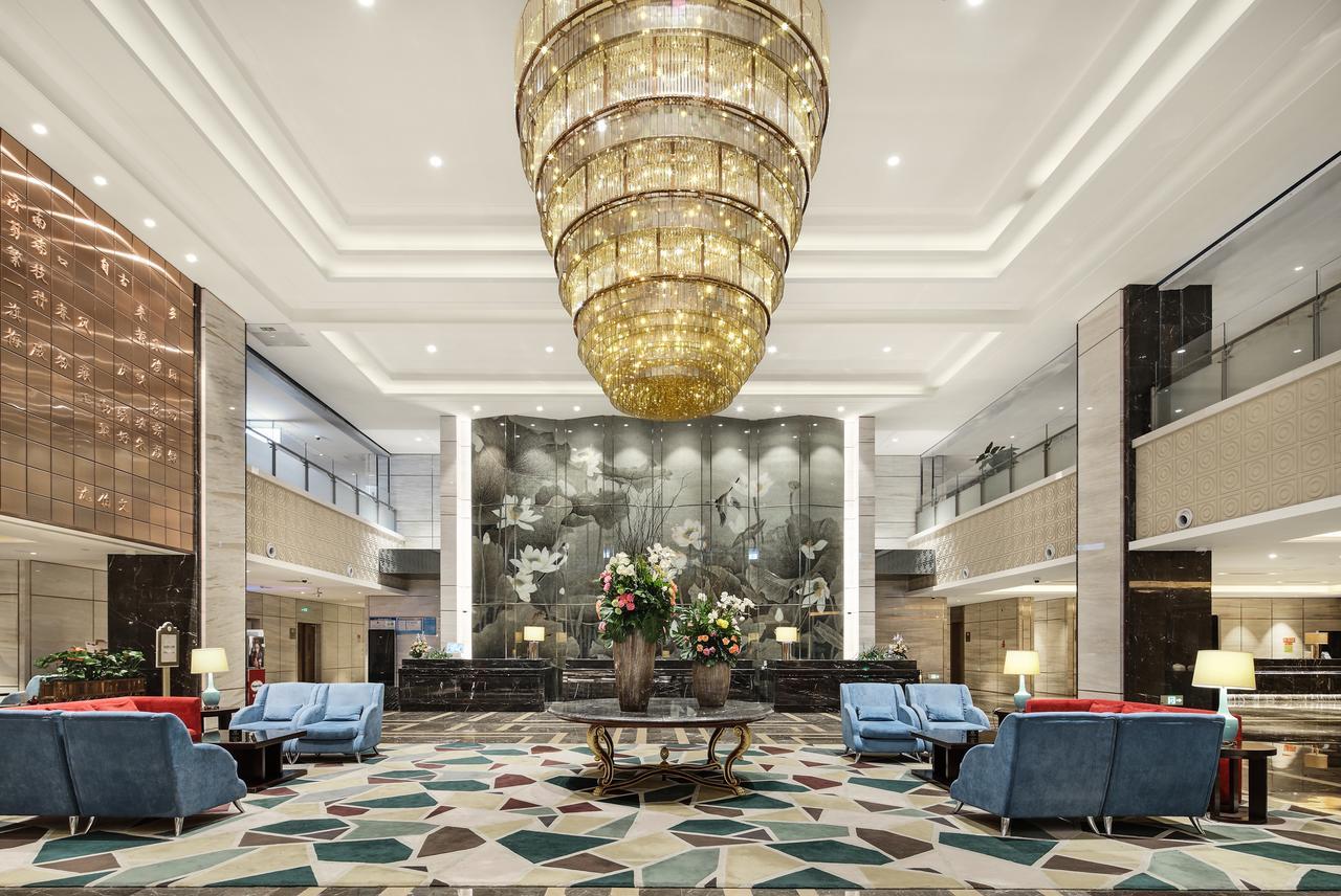 Jinan Luxury Blue Horizon Hotel Exterior foto